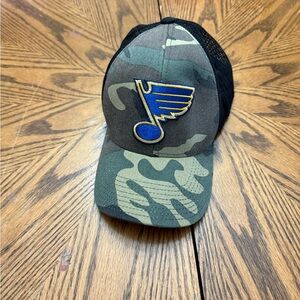 Adidas Camo St Louis Blues Mesh Cap